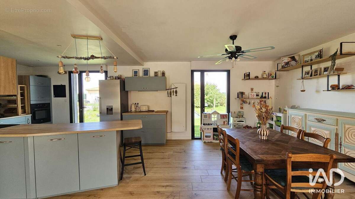 Photo 4 - Maison à SAINT-COLOMBAN