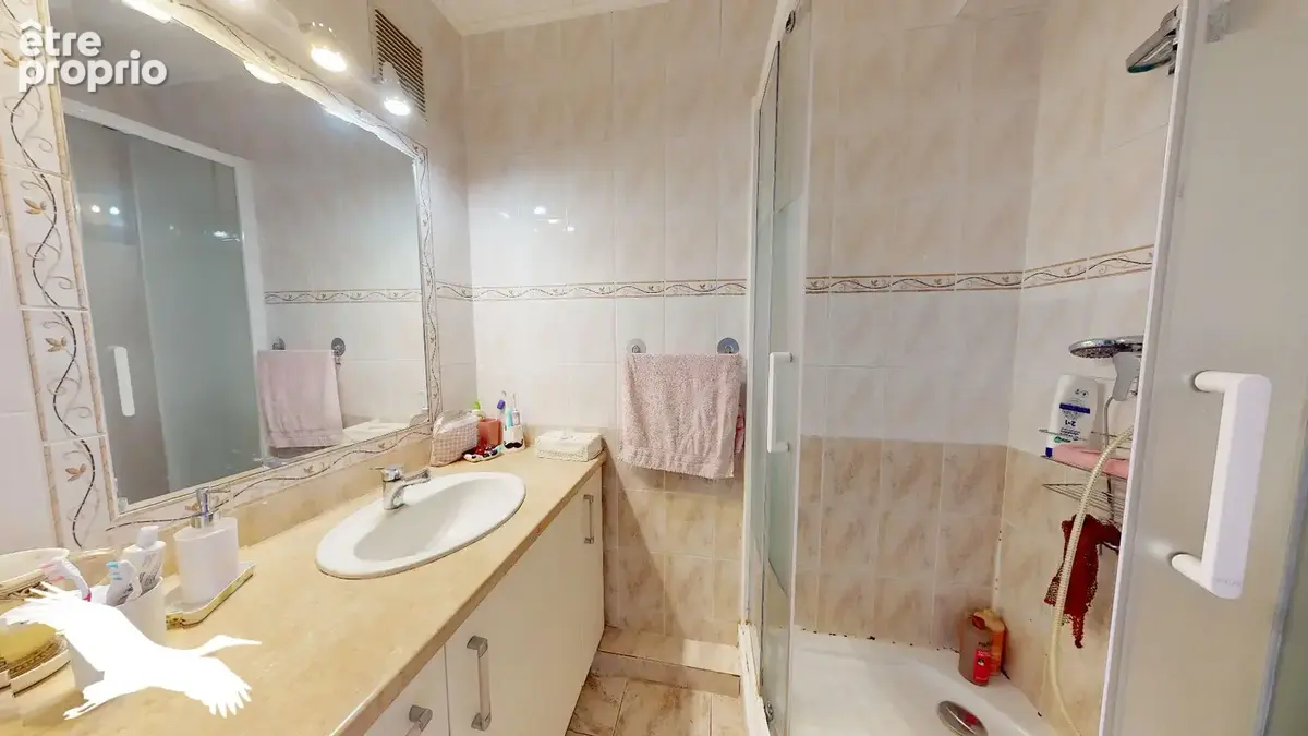 A VENDRE - Marseille 13013, Château Gombert / St Mitre - Appartement 4 pièces de 82m² avec terrasse et cave - Dernier étage - photo 9