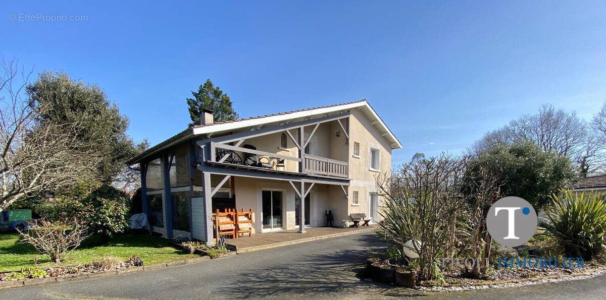 Maison à GAILLAN-EN-MEDOC