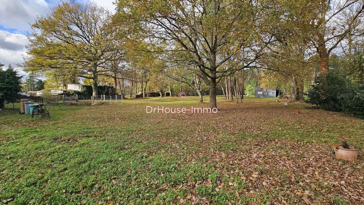 Maison à MONCE-EN-BELIN