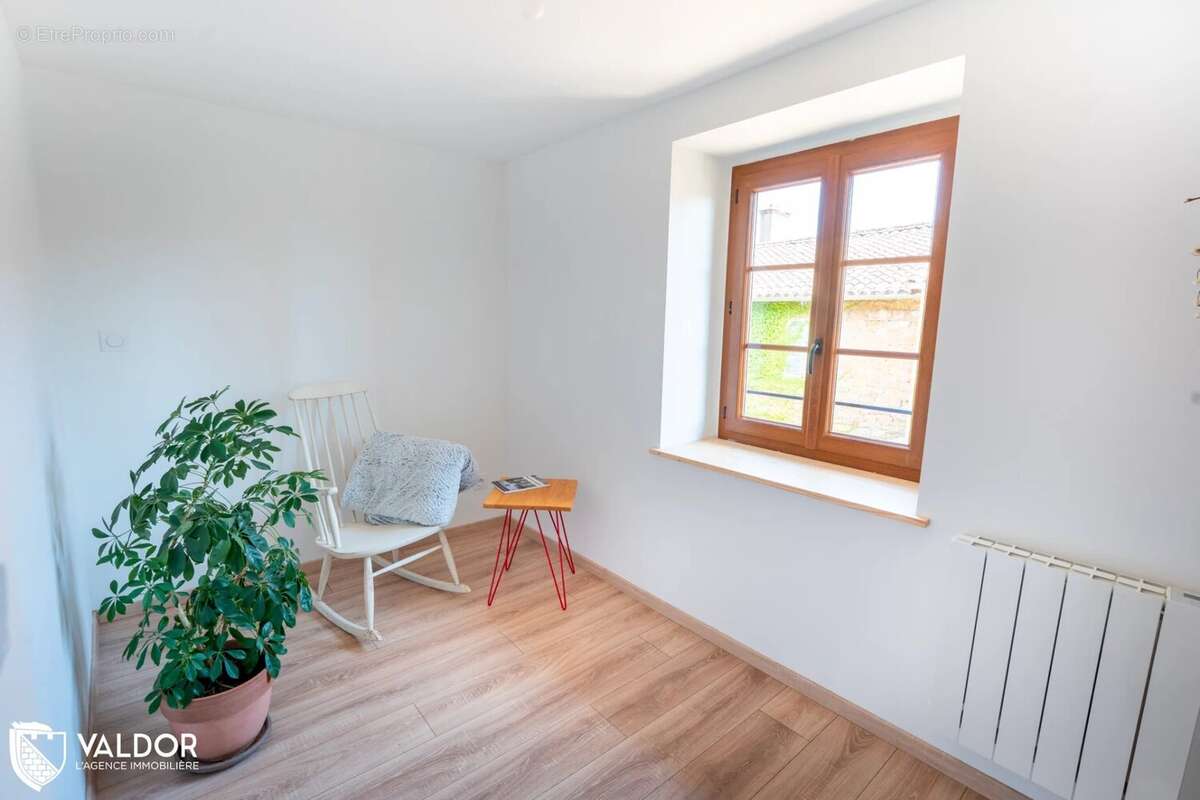 Maison à COGNY