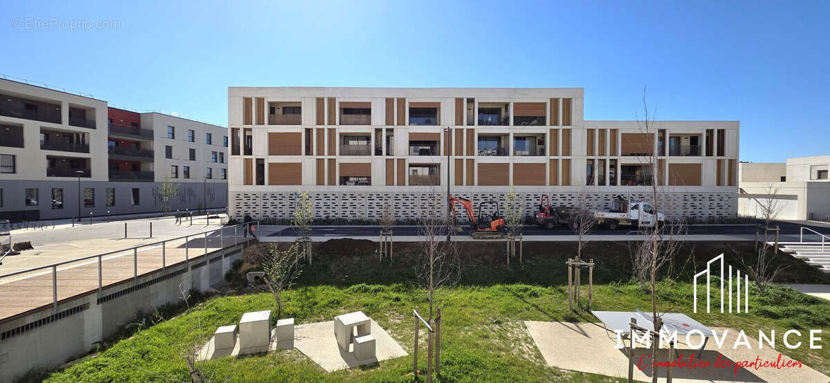 Appartement à MAUGUIO