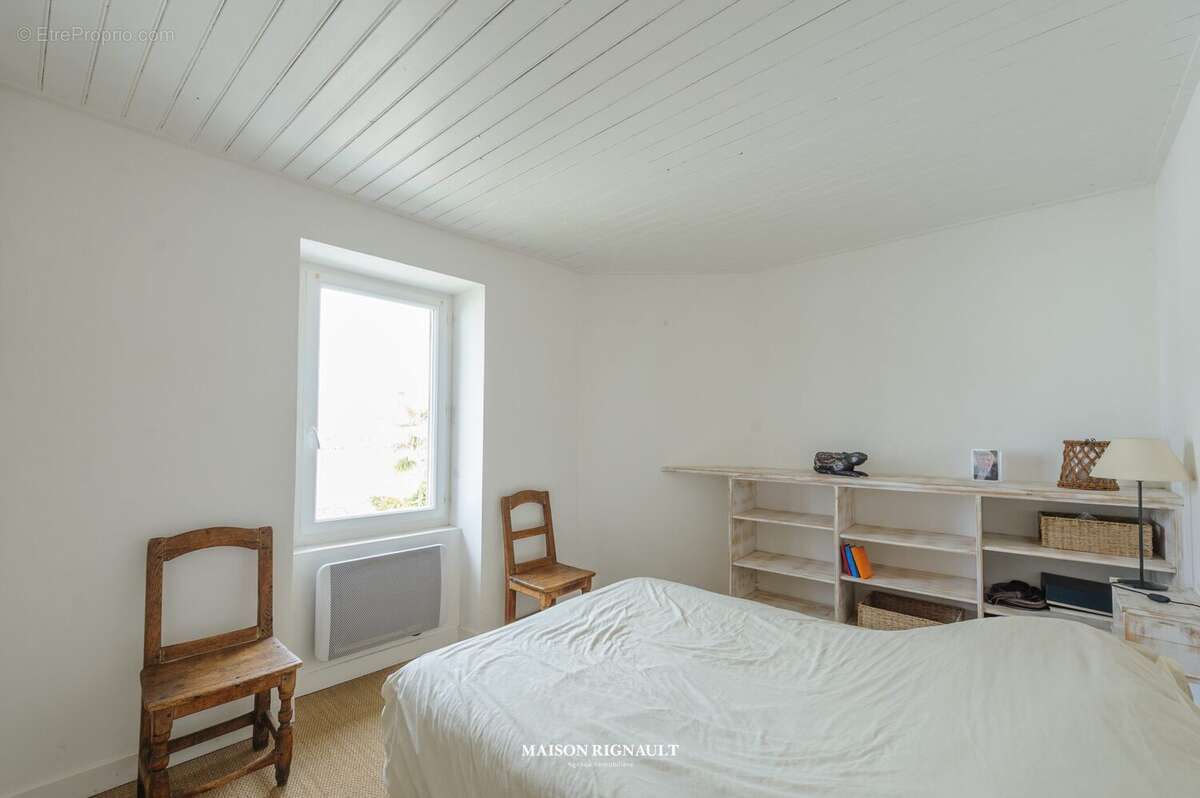 Maison 93 m² à La Couarde-Sur-Mer  - photo 4