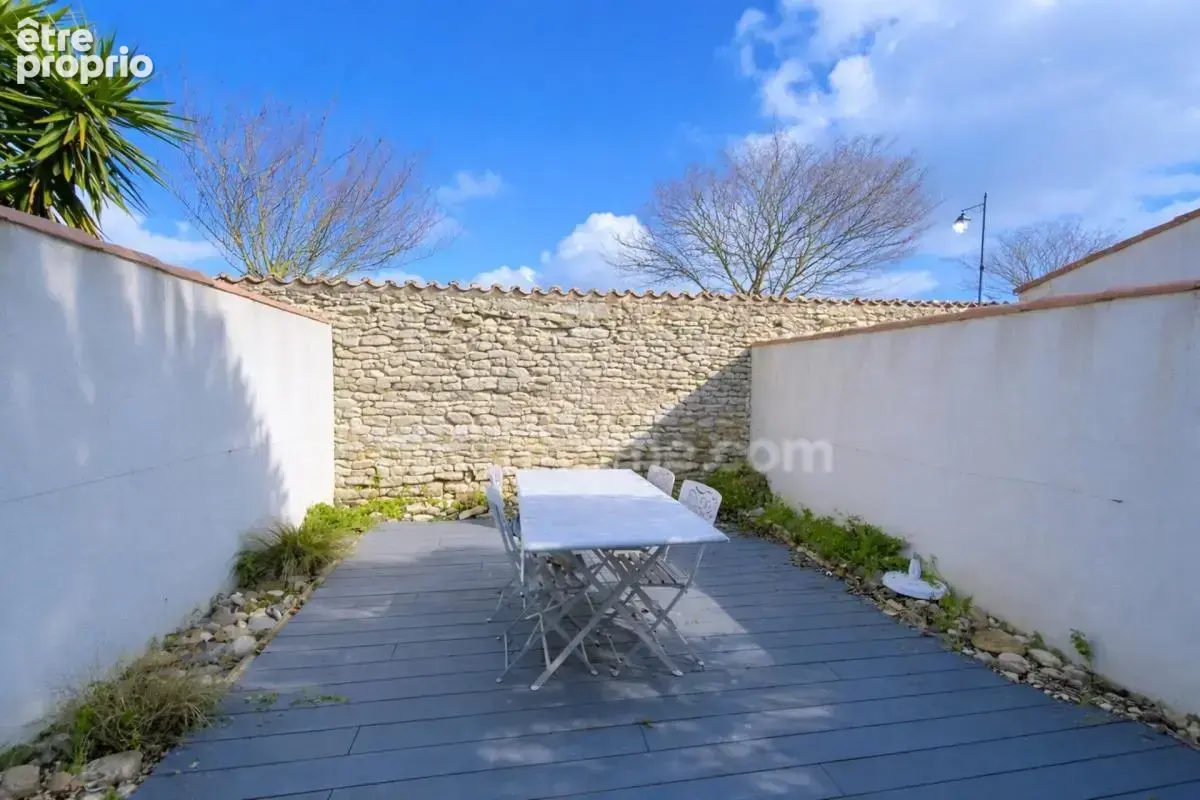 Appartement à SAINT-MARTIN-DE-RE