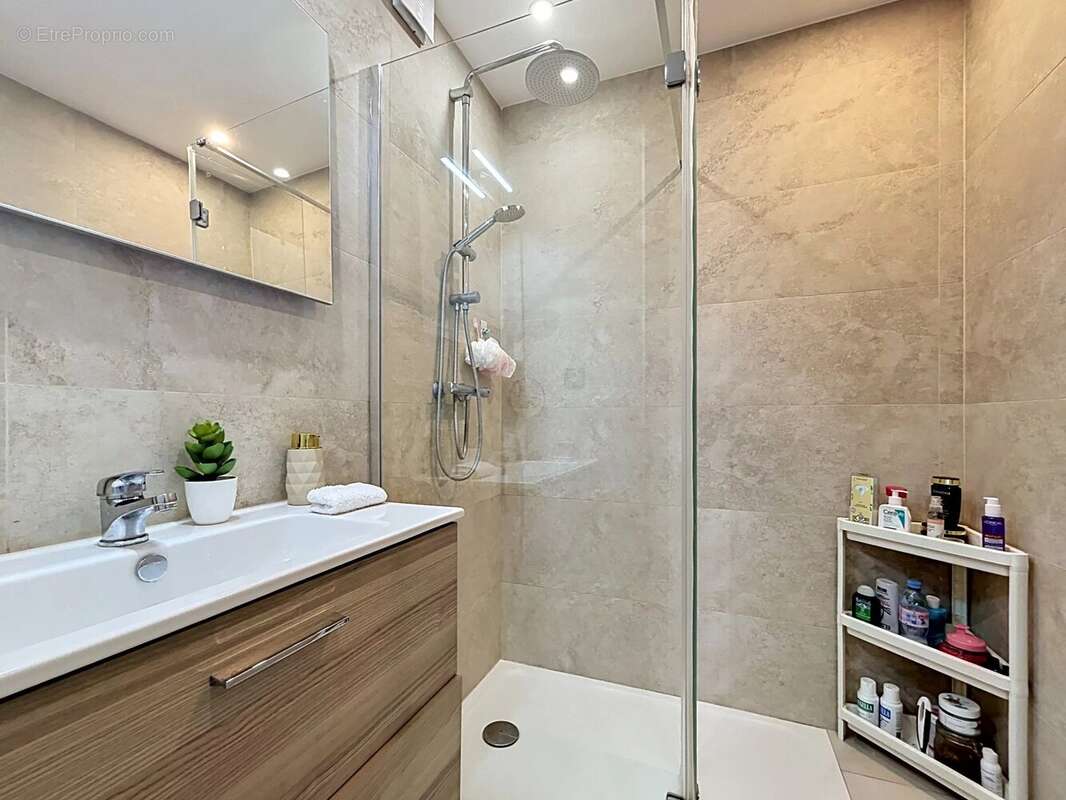 Appartement à CAGNES-SUR-MER