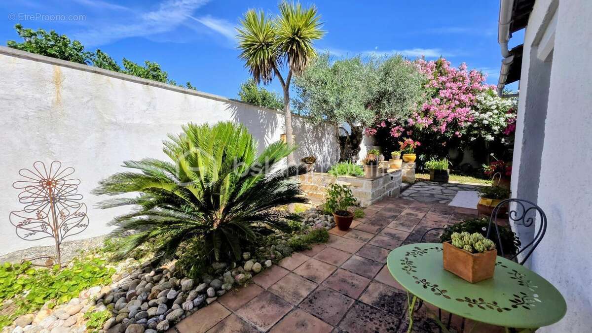 Rare baillargues vente maison familiale t6 136m2 terrain 500m2 avec jacuzzi et garage - photo 19
