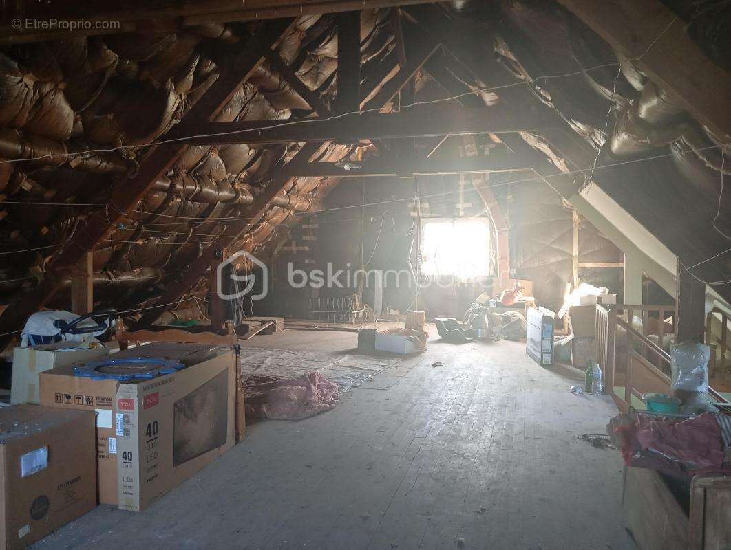 Maison à SAINT-SERVAIS