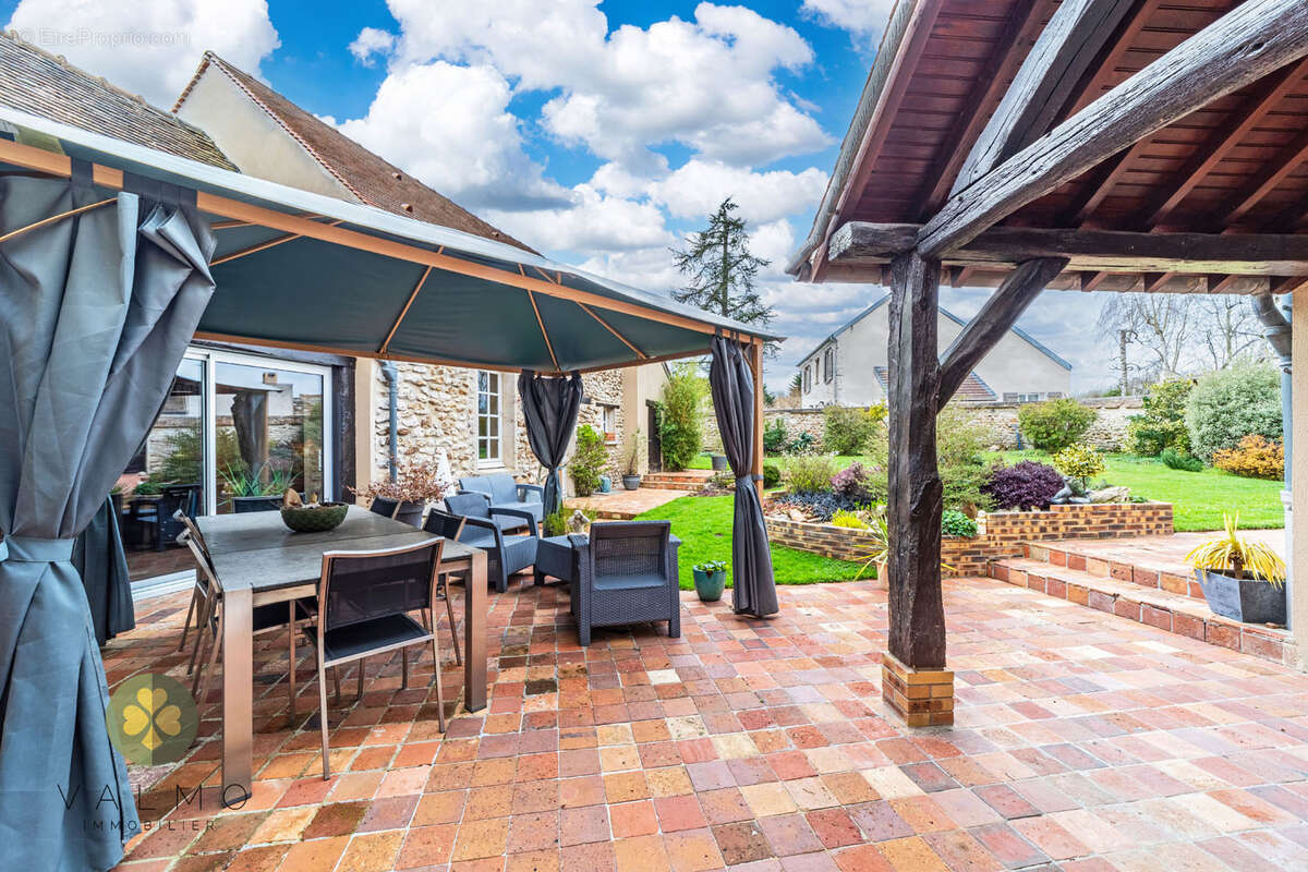 Maison à MANTES-LA-VILLE