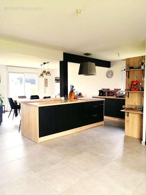 Maison à MAILLY-MAILLET