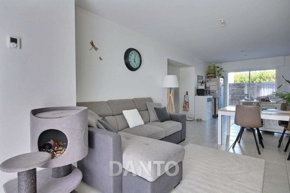 Appartement à MESQUER