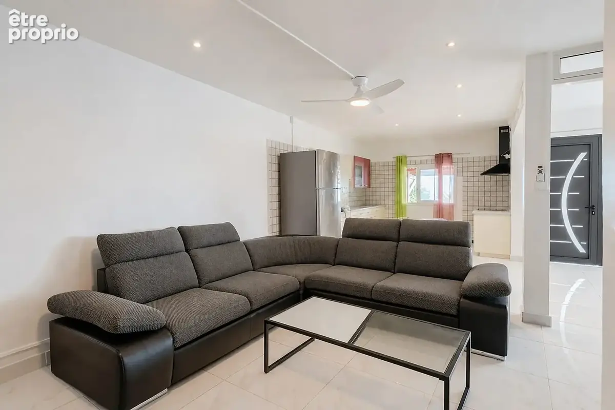 Maison 187 m² à Saint-Paul  - photo 8