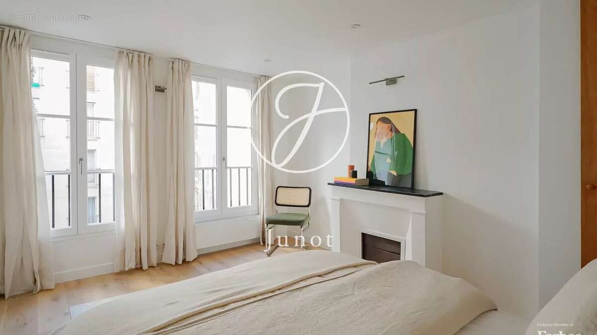 Appartement à PARIS-4E