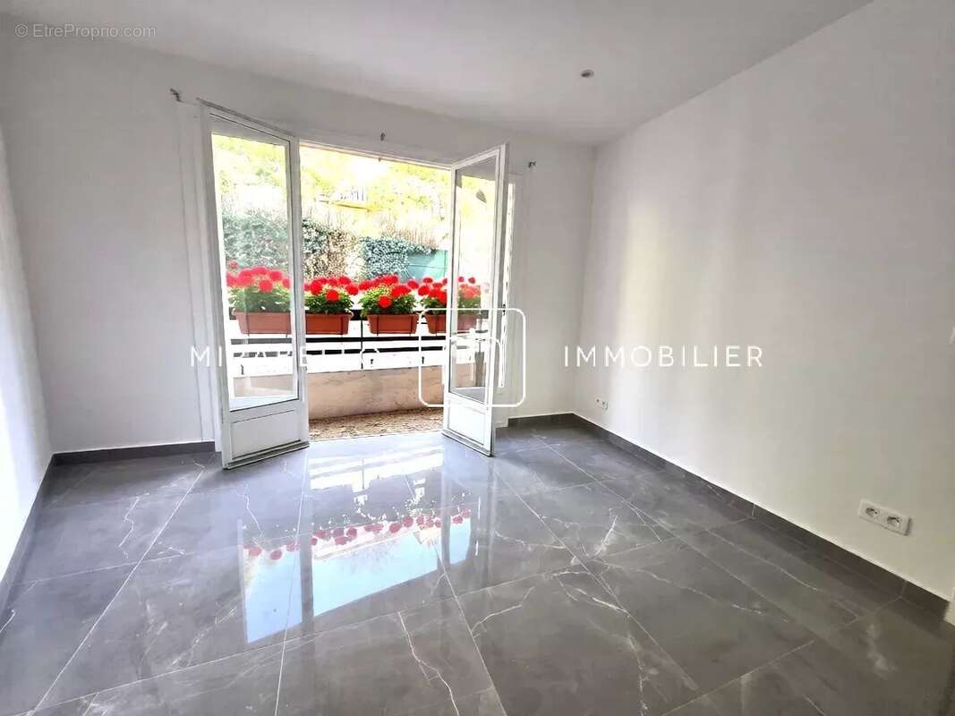 Appartement à MENTON