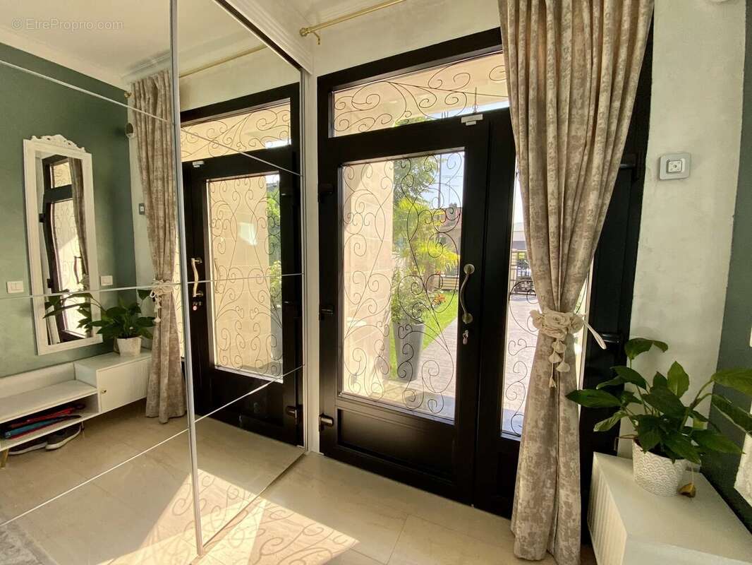 Maison à LE PLESSIS-TREVISE