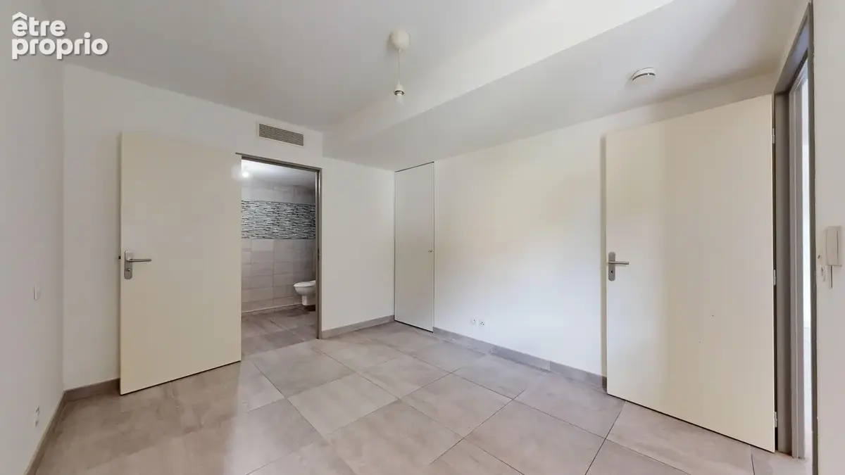 Appartement 38 m² à Marseille-12e  - photo 7