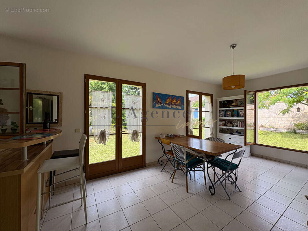 Maison à VINEUIL-SAINT-FIRMIN