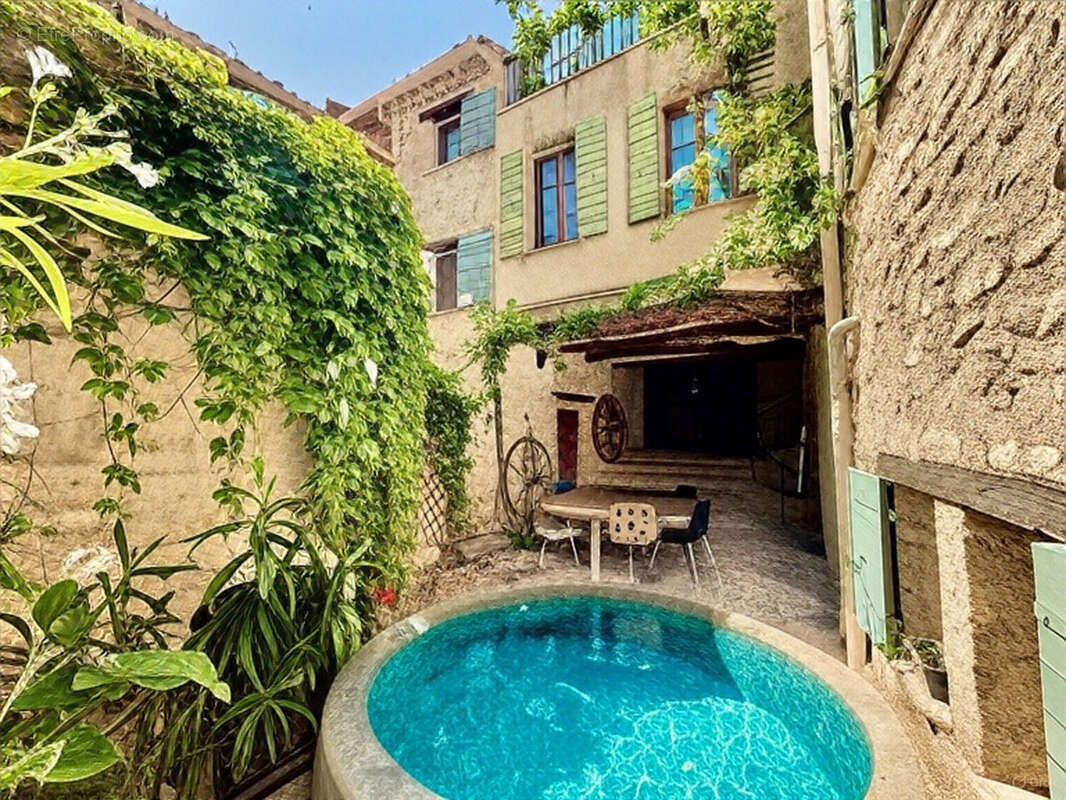 Maison de charme avec cour et terrasse + chambre d'hôte - photo 3