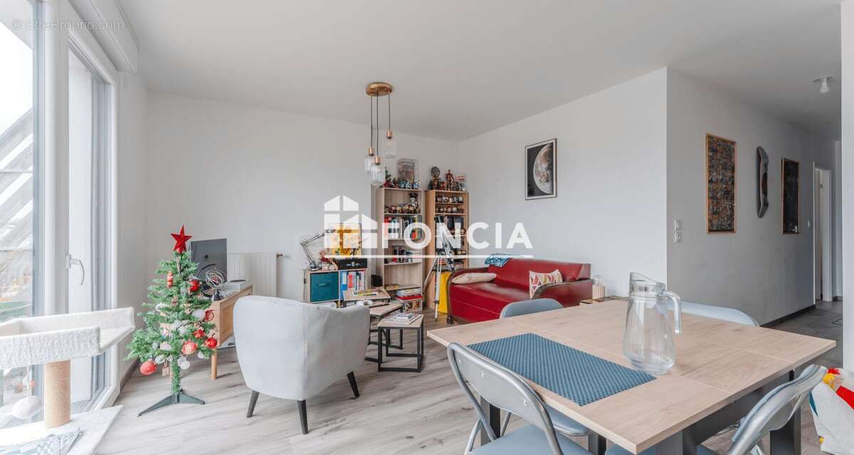 Appartement à COUERON