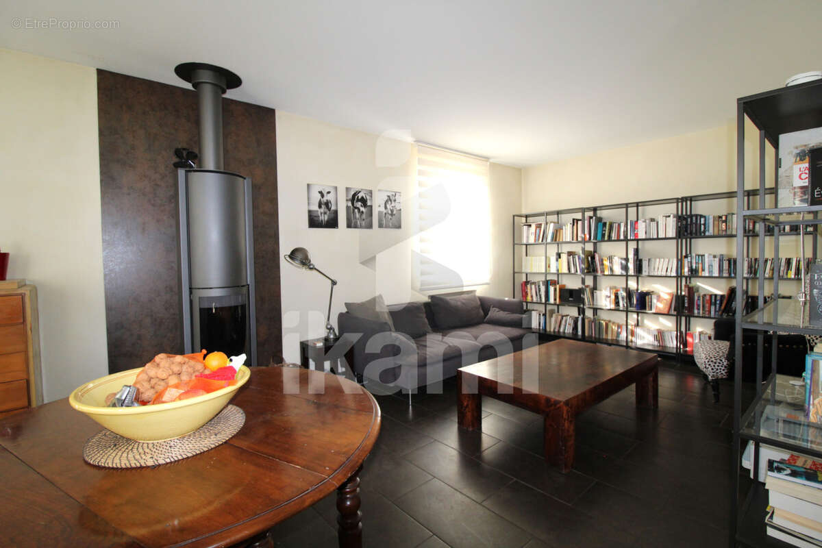 Maison à GUILHERAND-GRANGES