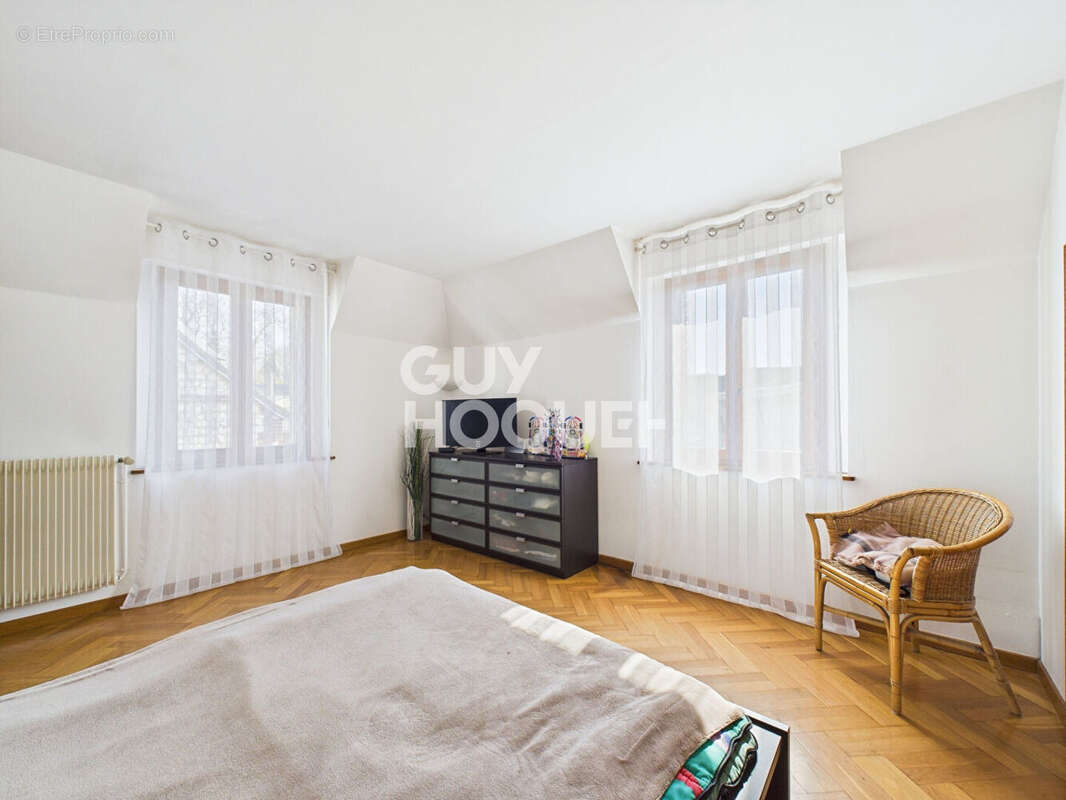 Maison à SAINT-PIERRE-LES-ELBEUF