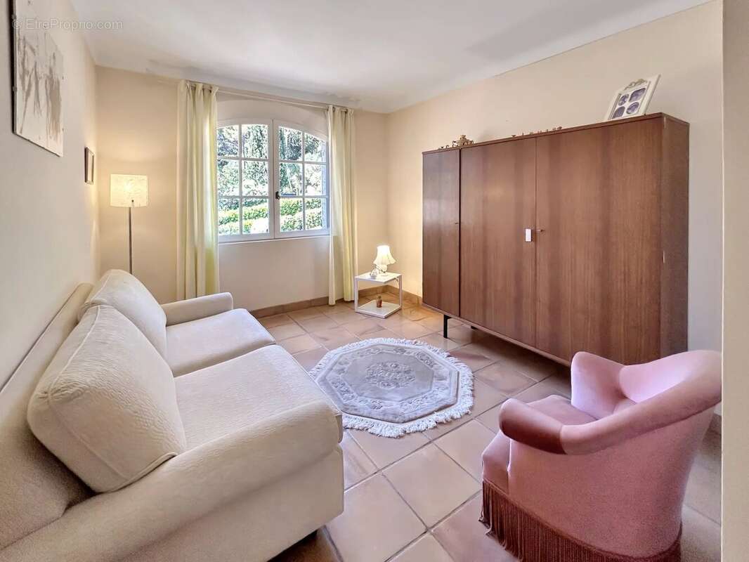 Propriété de caractère à Antibes – Quartier Eucalyptus - photo 21