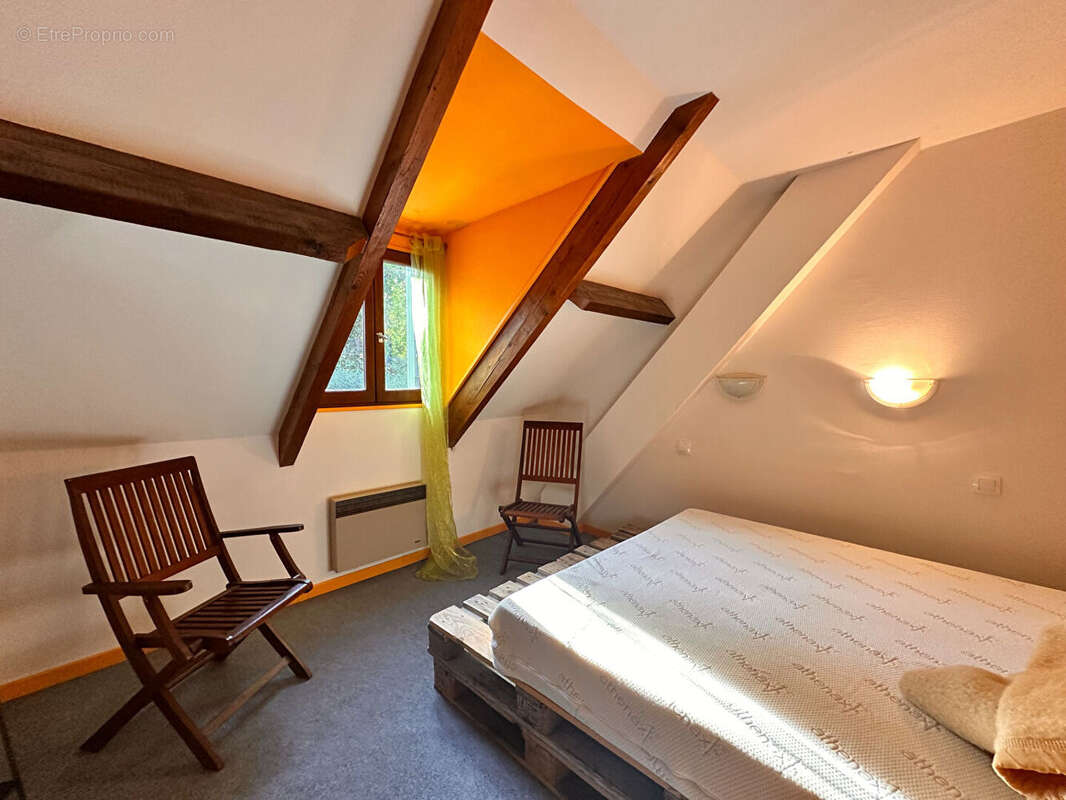 Maison à IVOY-LE-PRE