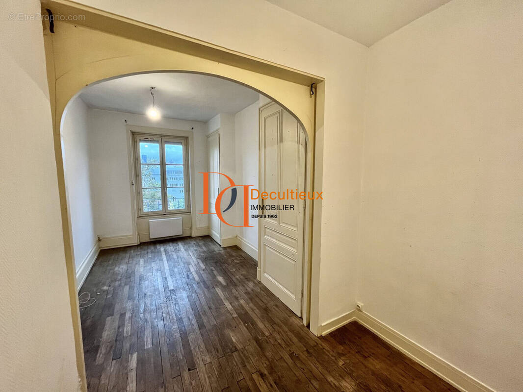 Appartement à VILLEURBANNE