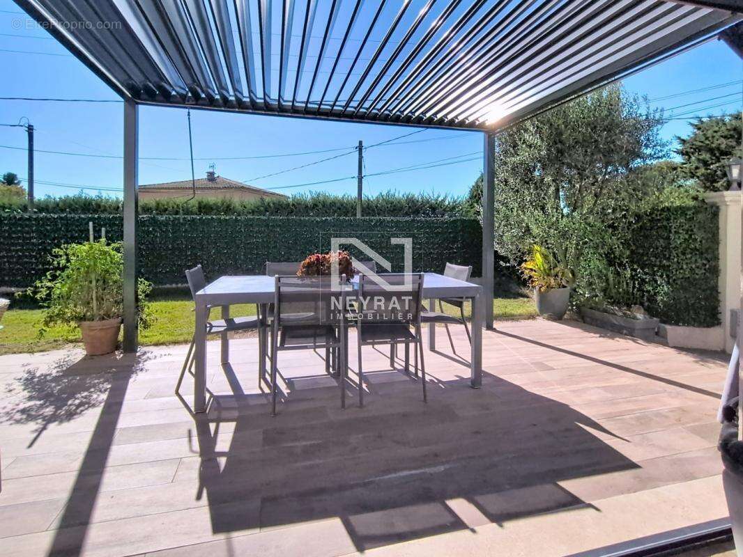 Maison à MONTAUROUX