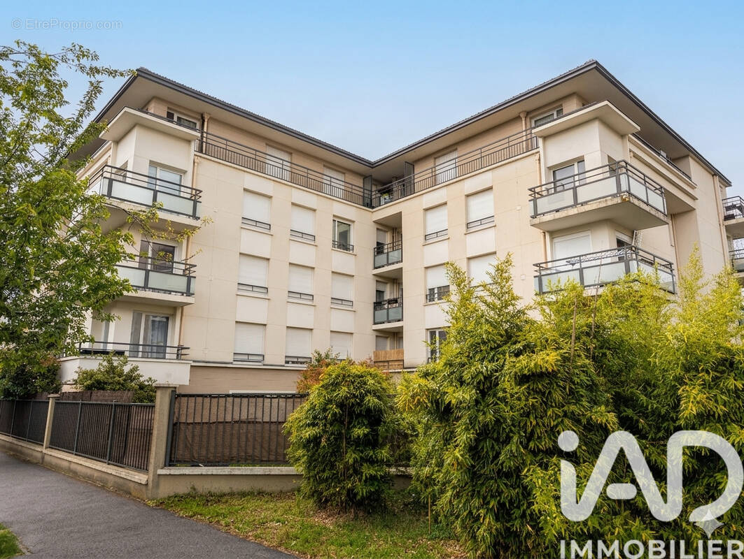 Photo 1 - Appartement à DAMMARIE-LES-LYS