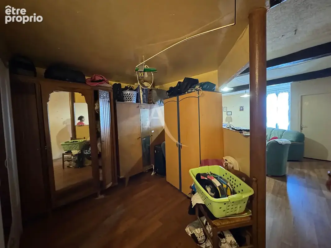 Labastide de Lévis . Maison de 415 m² - photo 8