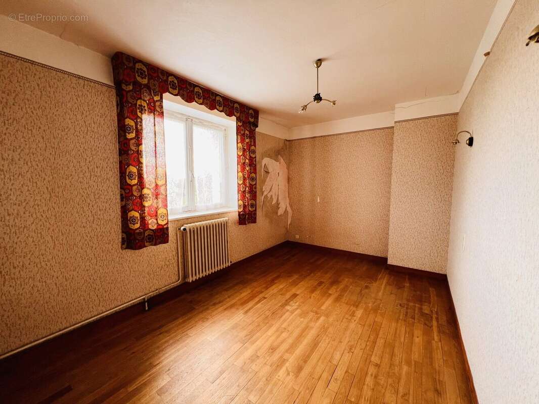 Maison à ROZ-LANDRIEUX