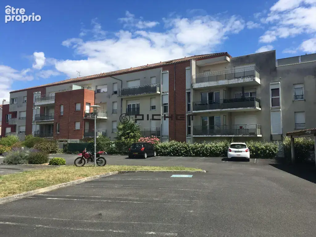 Albi, proche centre, T2 loué  avec faibles charges idéal investissement - photo 3
