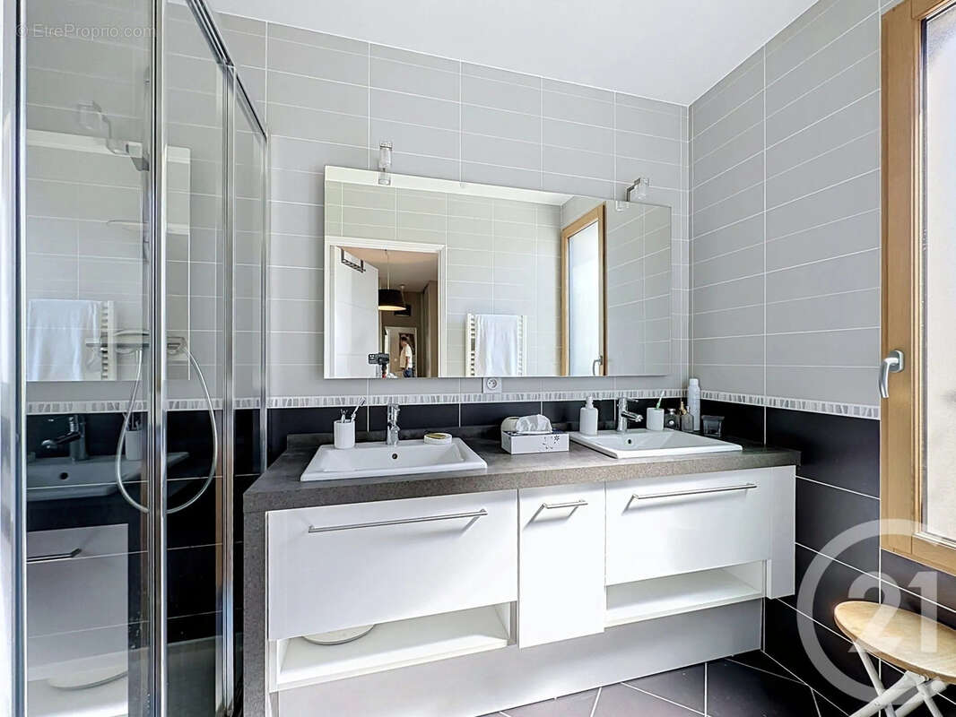 Appartement à LYON-5E