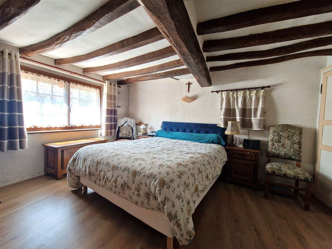 Maison à SAINT-LUBIN-DES-JONCHERETS