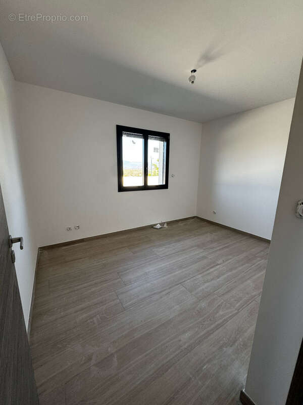 Vente Villa plain pied 100 m2 à Vernosc-lès-Annonay - photo 6