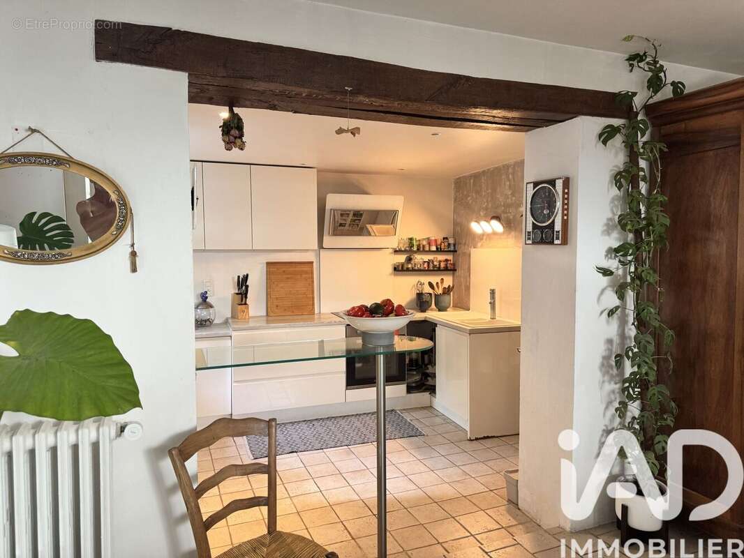 Photo 3 - Maison à LA CELLE-SAINT-CYR