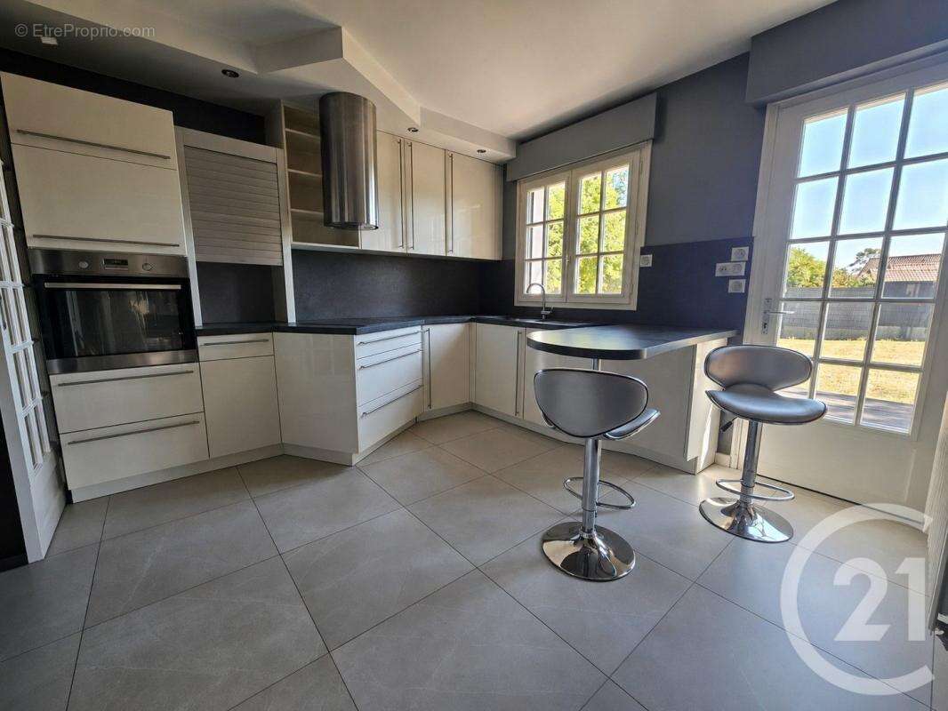 Maison 160 m² à Sorrus  - photo 3