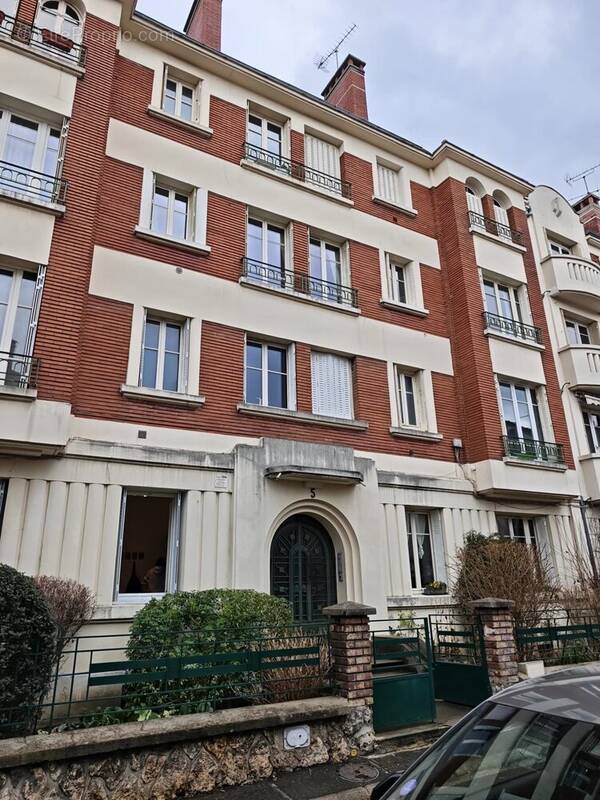 Appartement à CHAVILLE