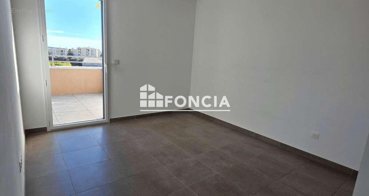 Appartement à VALLAURIS