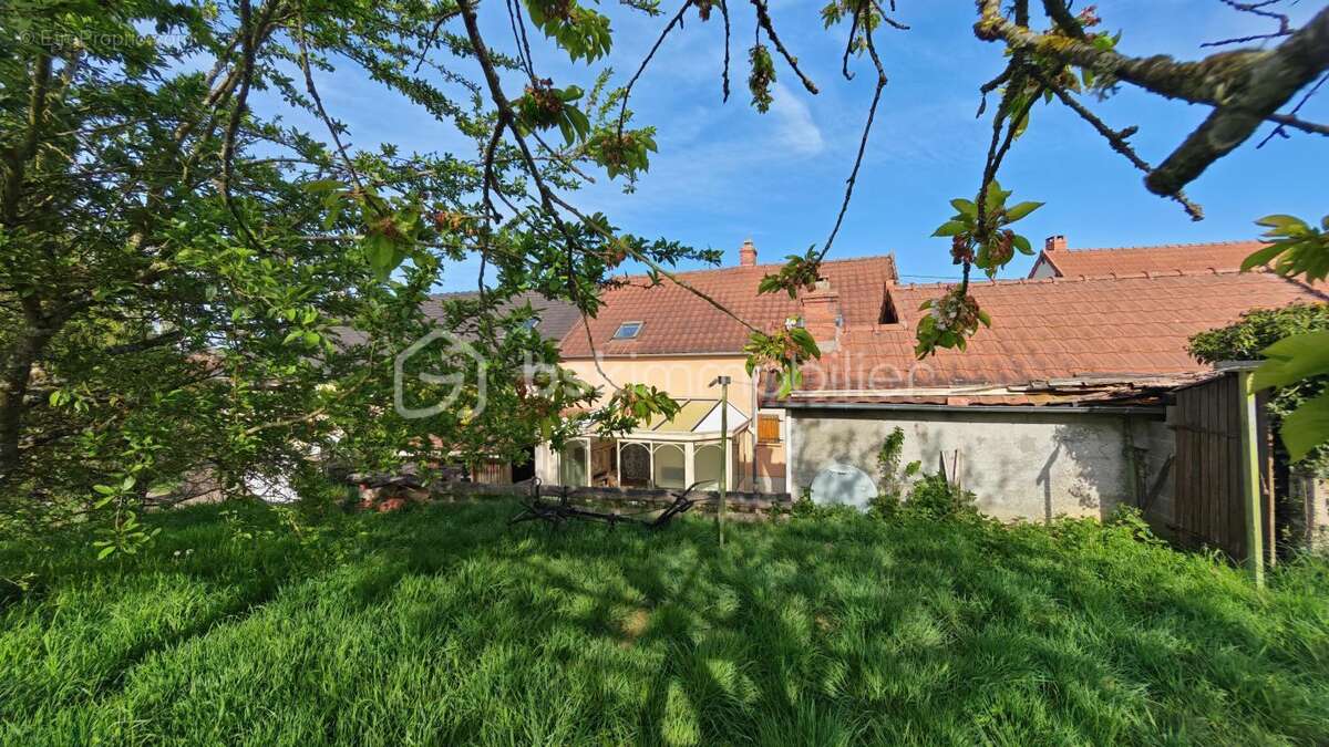 Charmante maison 112 m² à Bazolles - photo 5