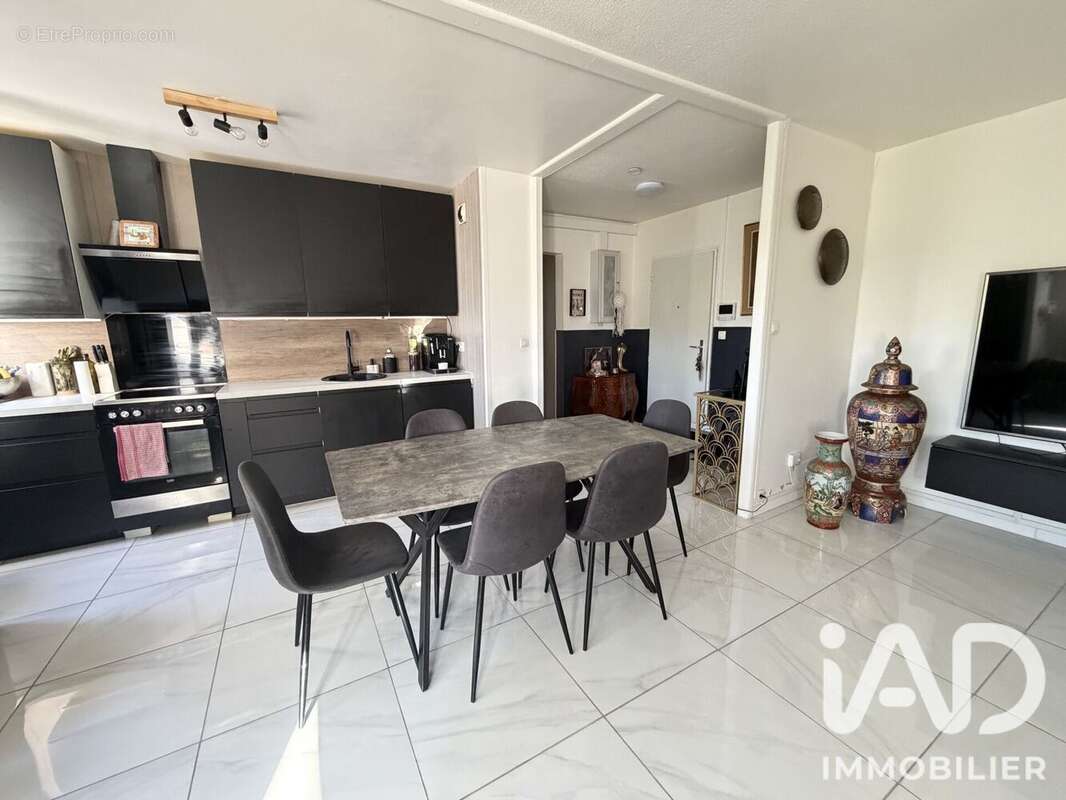 Photo 3 - Appartement à VILLENEUVE-D'ASCQ
