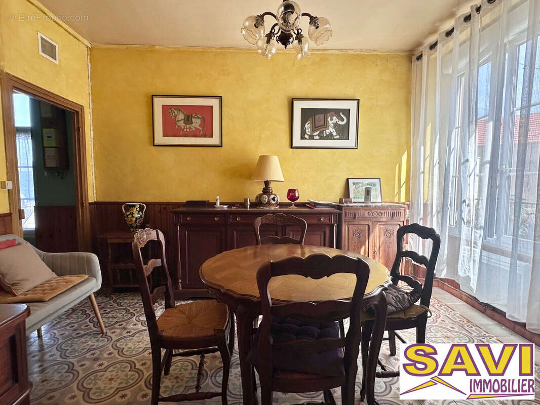 Maison à NARGIS