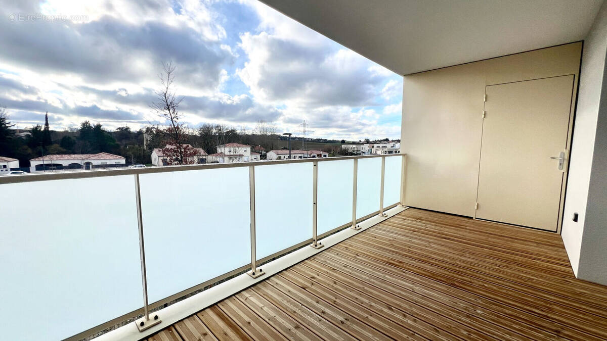 Appartement à AUZEVILLE-TOLOSANE