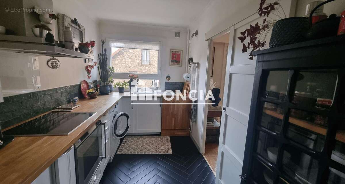 Appartement à BOURG-LA-REINE