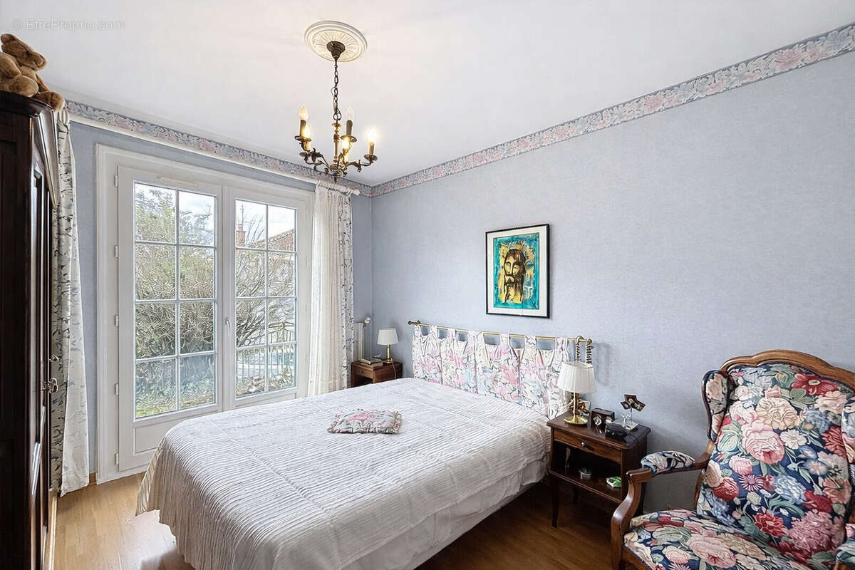 Maison à BRIVE-LA-GAILLARDE