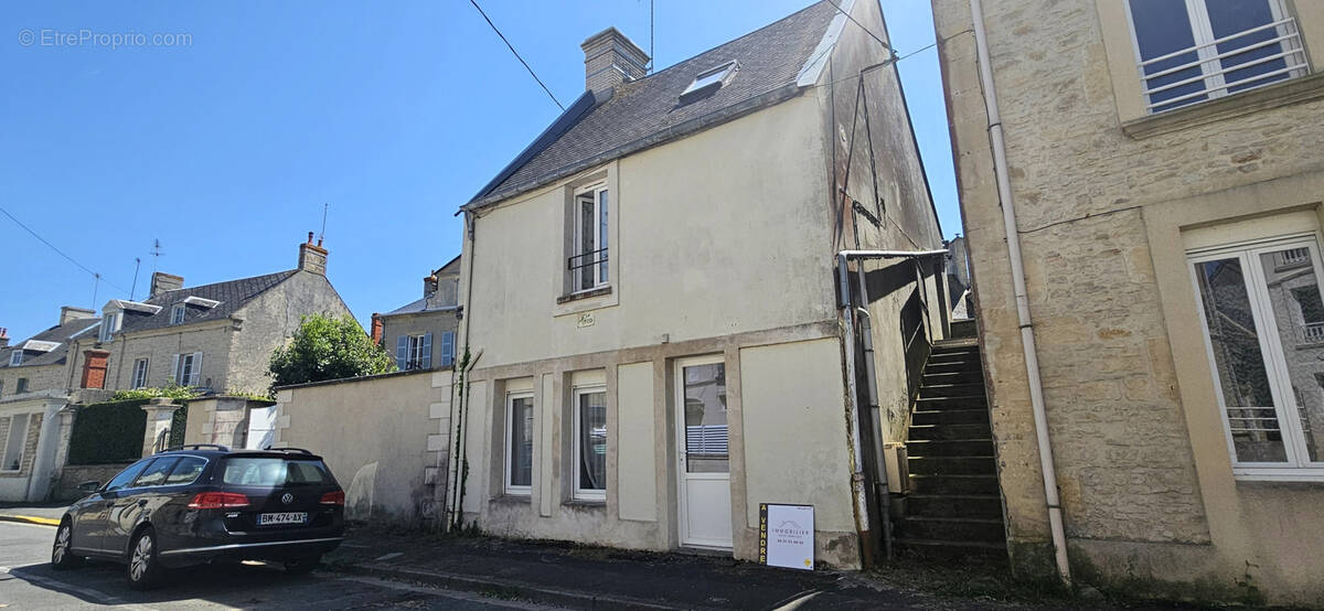 Maison à GRANDCAMP-MAISY