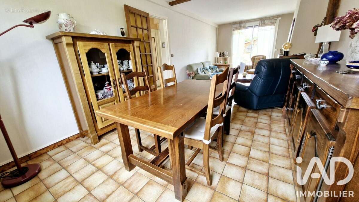 Maison 104 m² à Luce  - photo 5