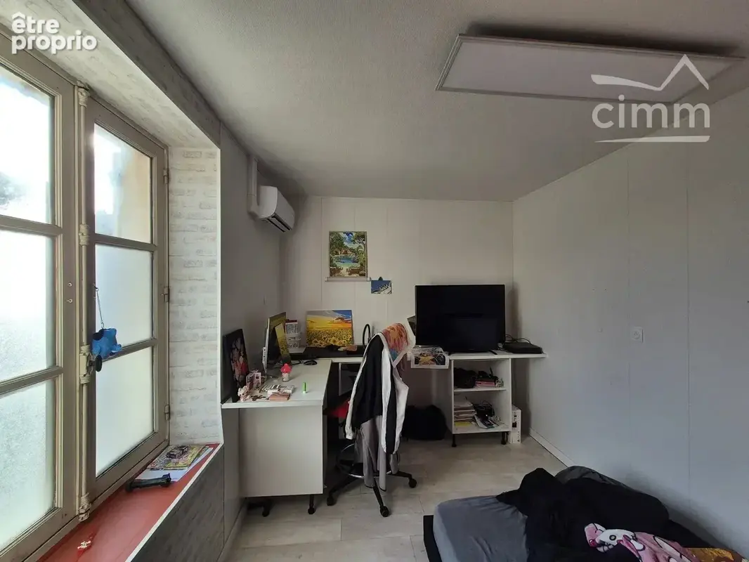 Ensemble immobilier de caractère avec dépendances – Villebarou (41000) - photo 12