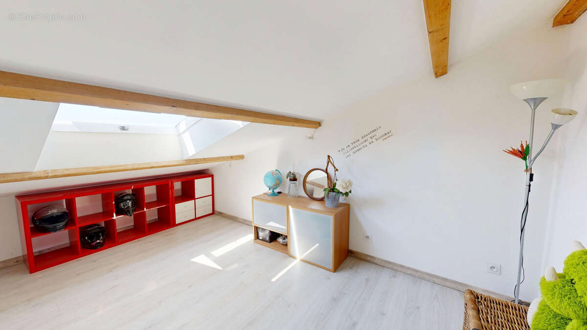 Appartement à FORCALQUIER