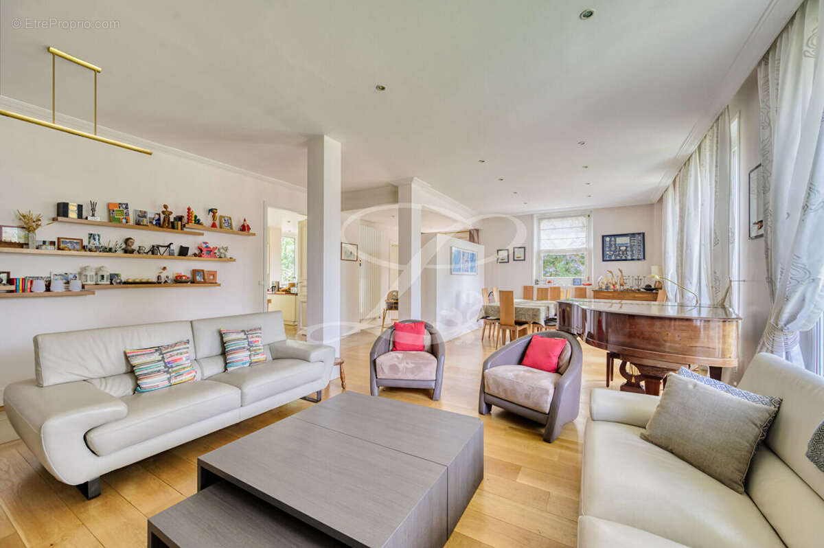 Maison à MAISONS-LAFFITTE